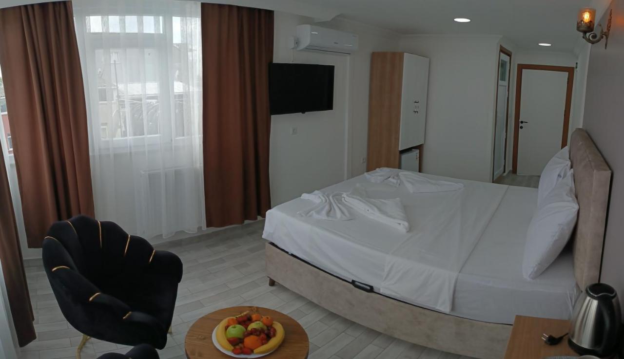 Laos Otel Istanbul Ngoại thất bức ảnh